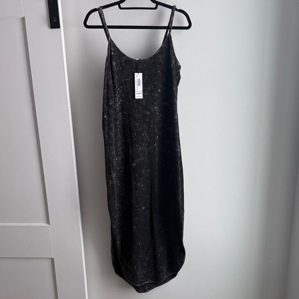 BB Dakota by Steve Madden Black Midi Dress